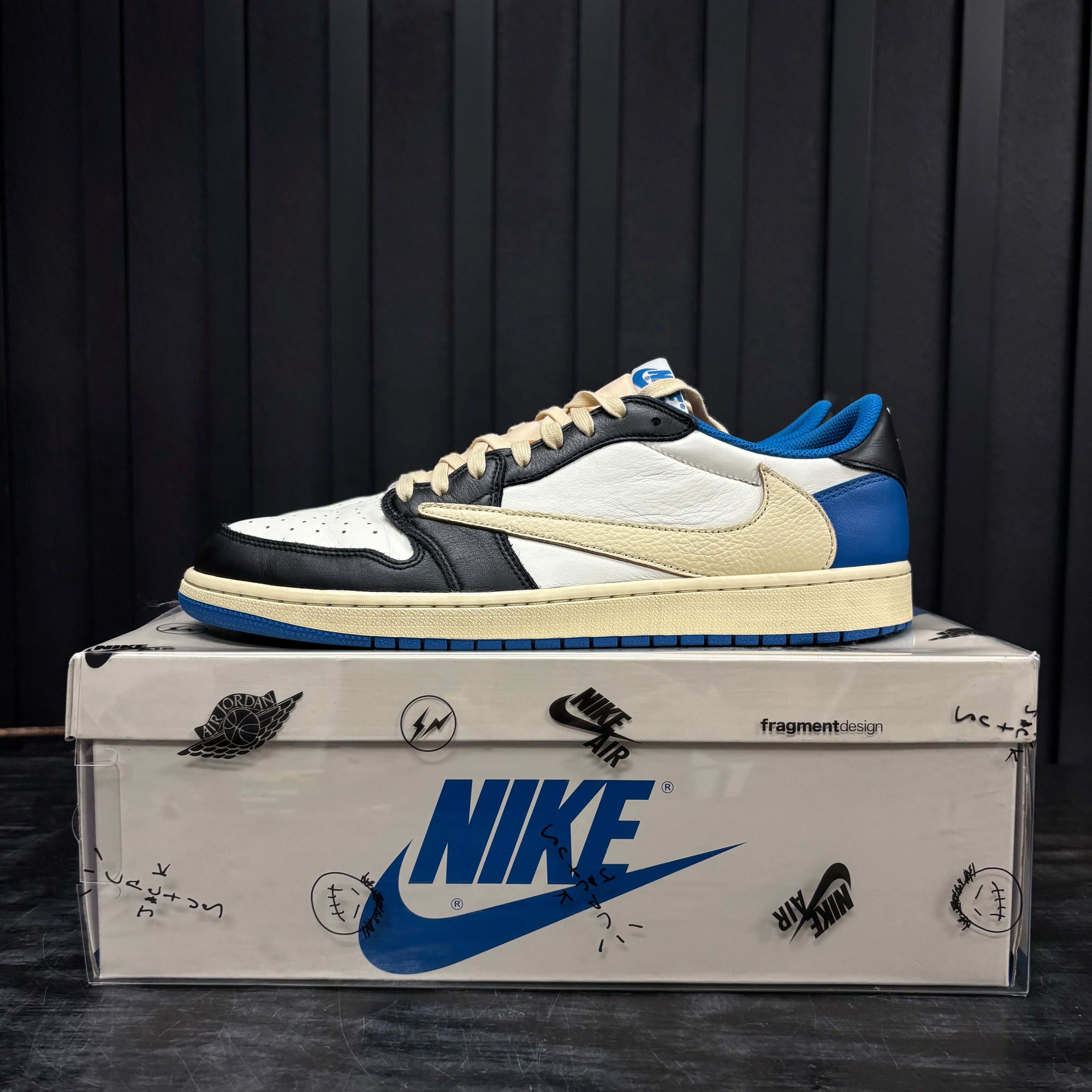 Jordan 1 Retro Low OG SP Fragment x Travis Scott - Used - 4611