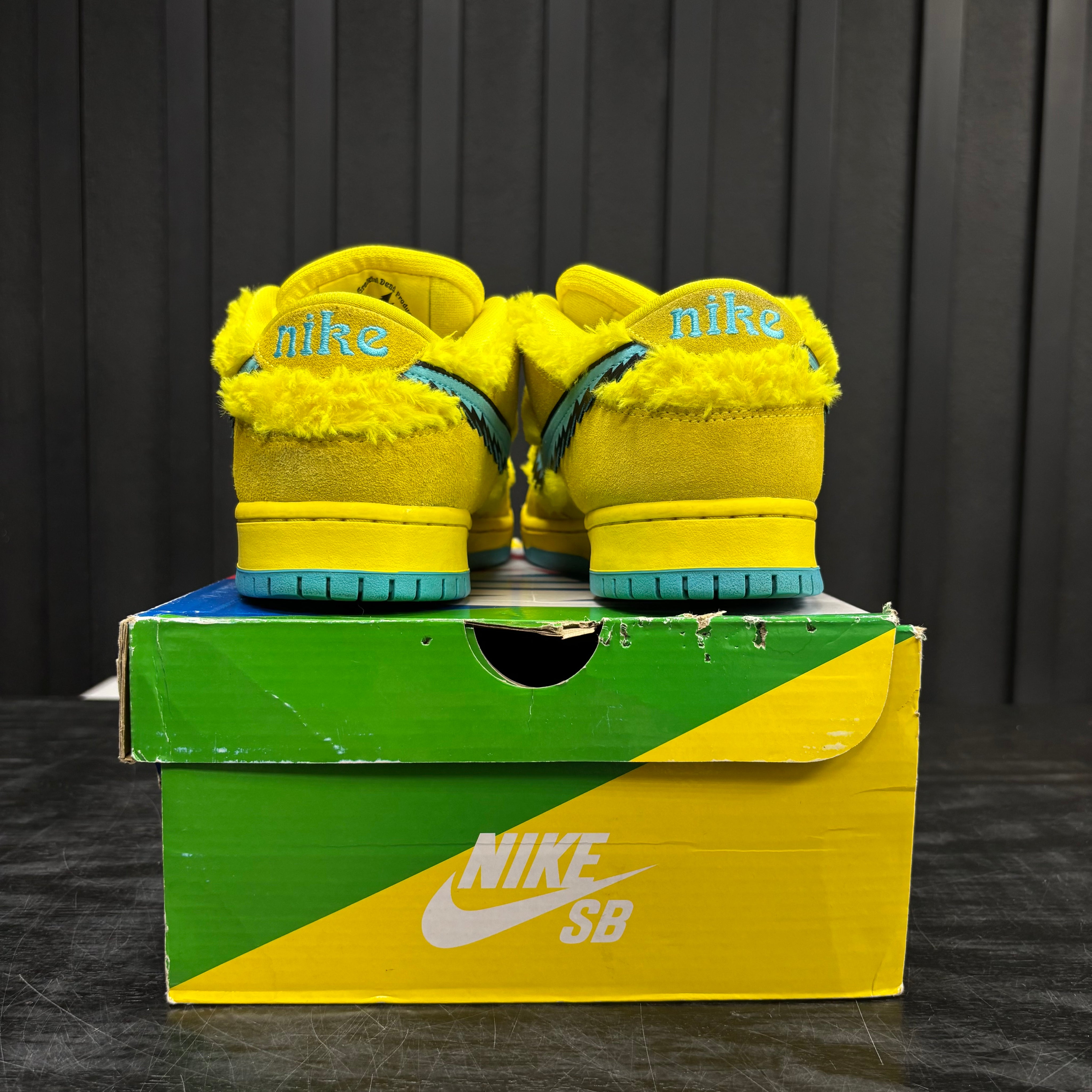 Nike SB Dunk Low Grateful Dead Bears Opti Yellow - Used - 4614
