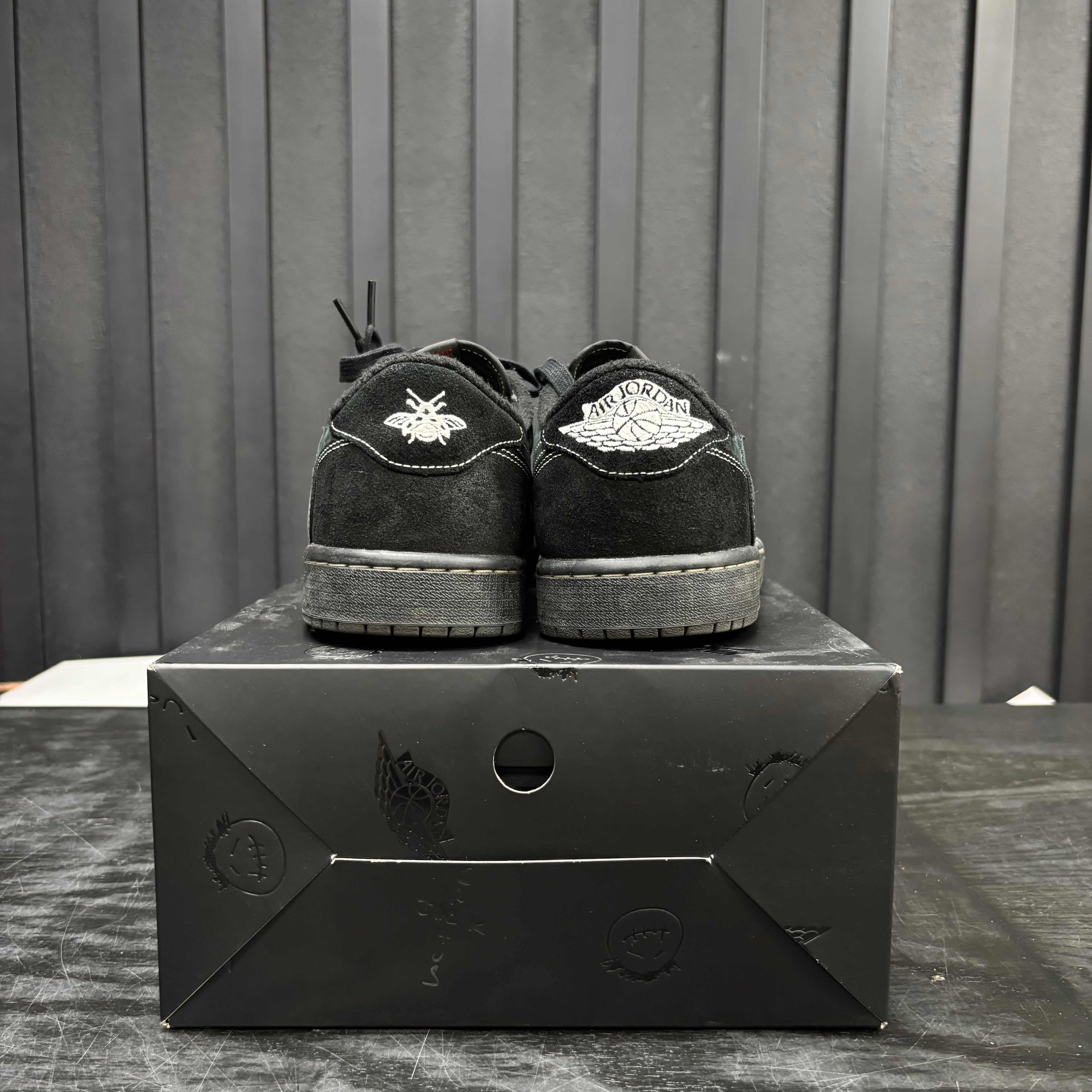 Jordan 1 Retro Low OG SP Travis Scott Black Phantom - 4600