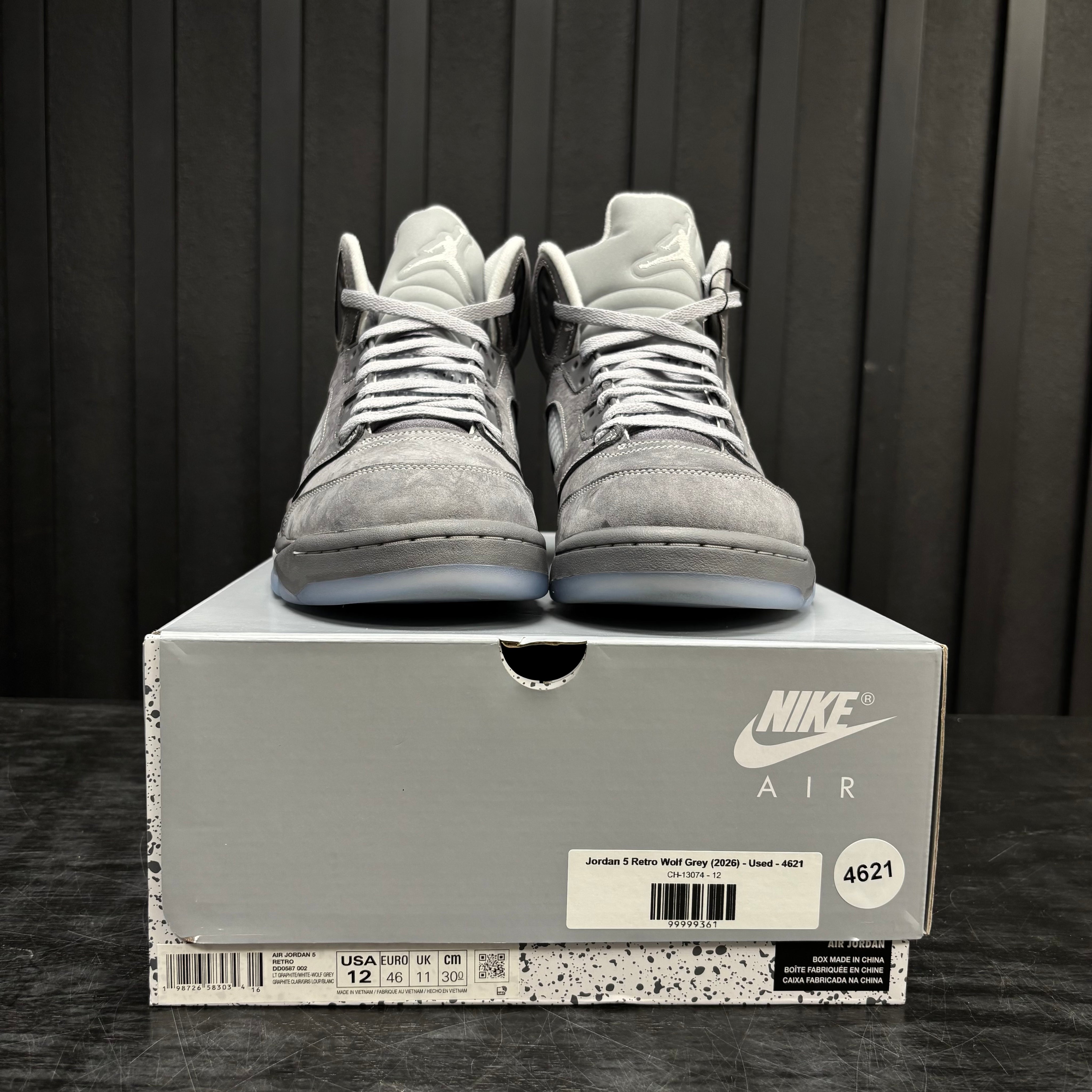 Jordan 5 Retro Wolf Grey (2026) - Used - 4621