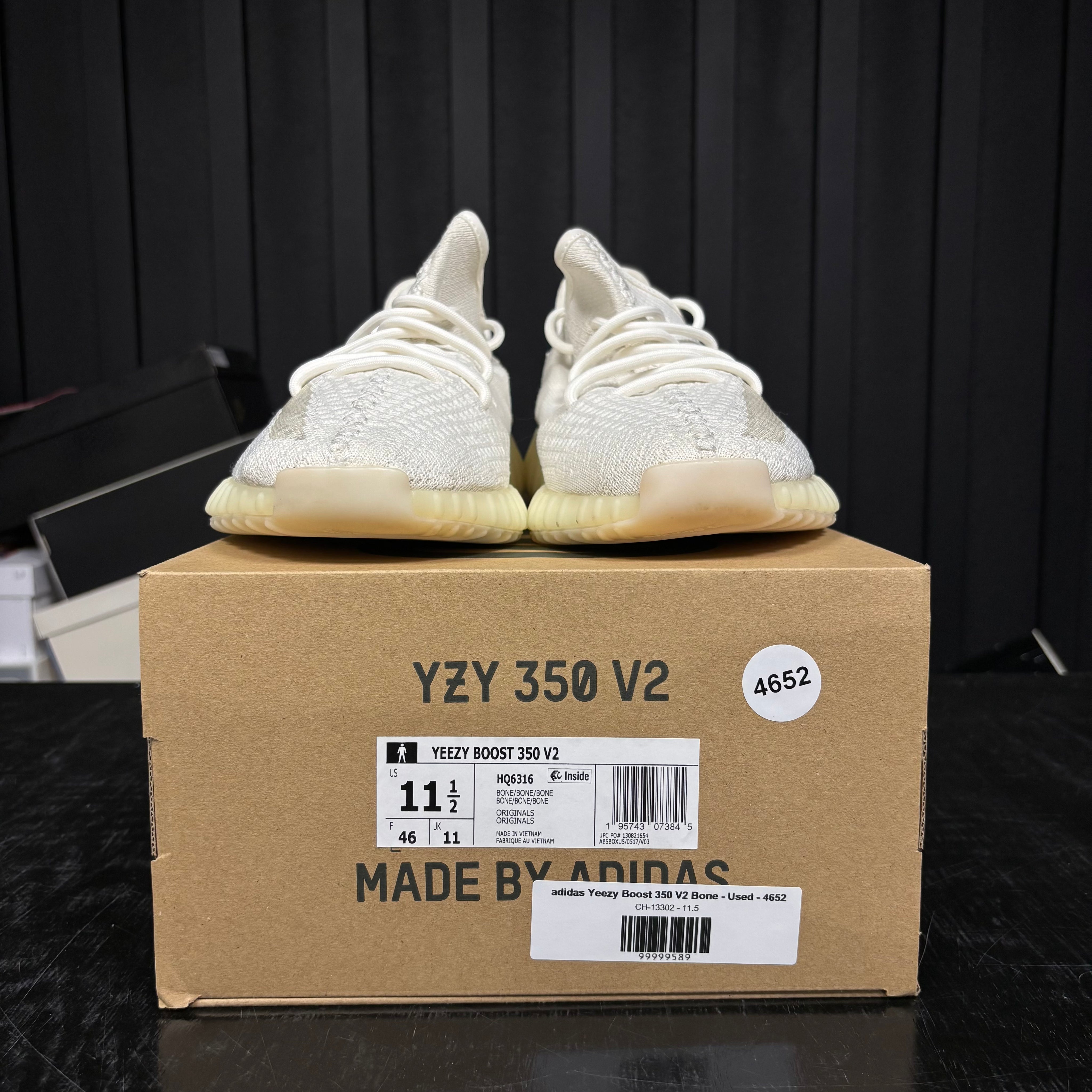 adidas Yeezy Boost 350 V2 Bone - Used - 4652