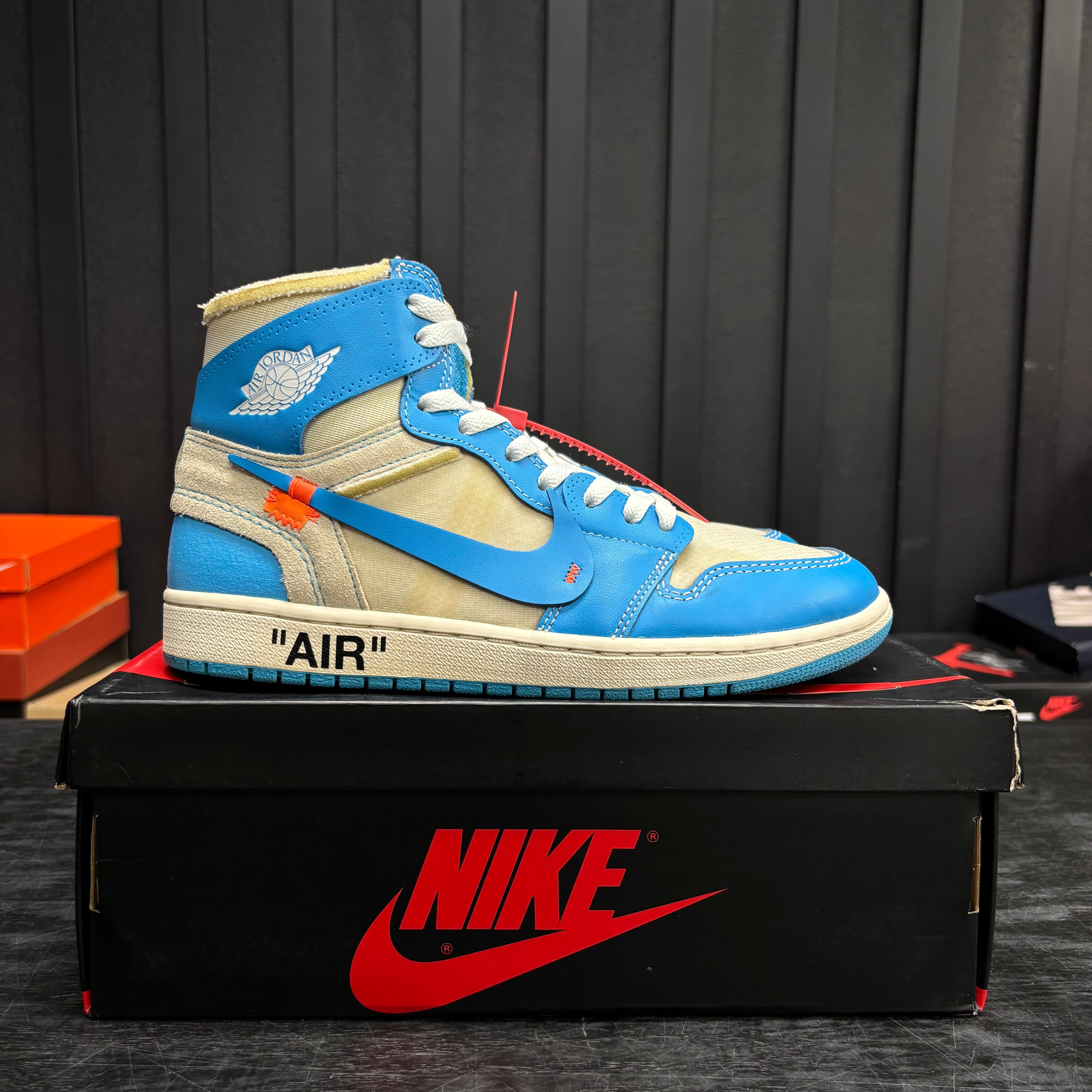 Jordan 1 Retro High Off-White University Blue - Used - 4687