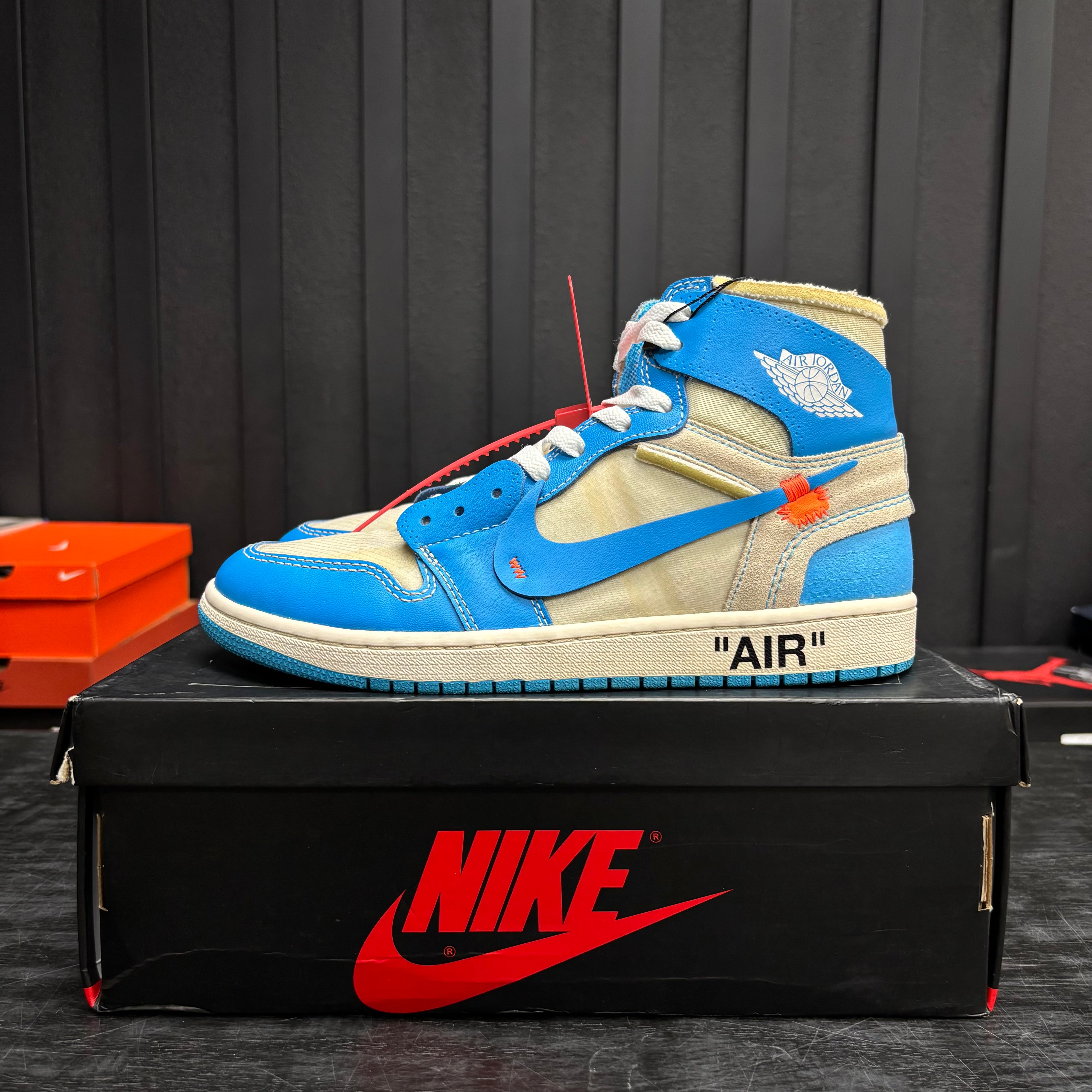 Jordan 1 Retro High Off-White University Blue - Used - 4687