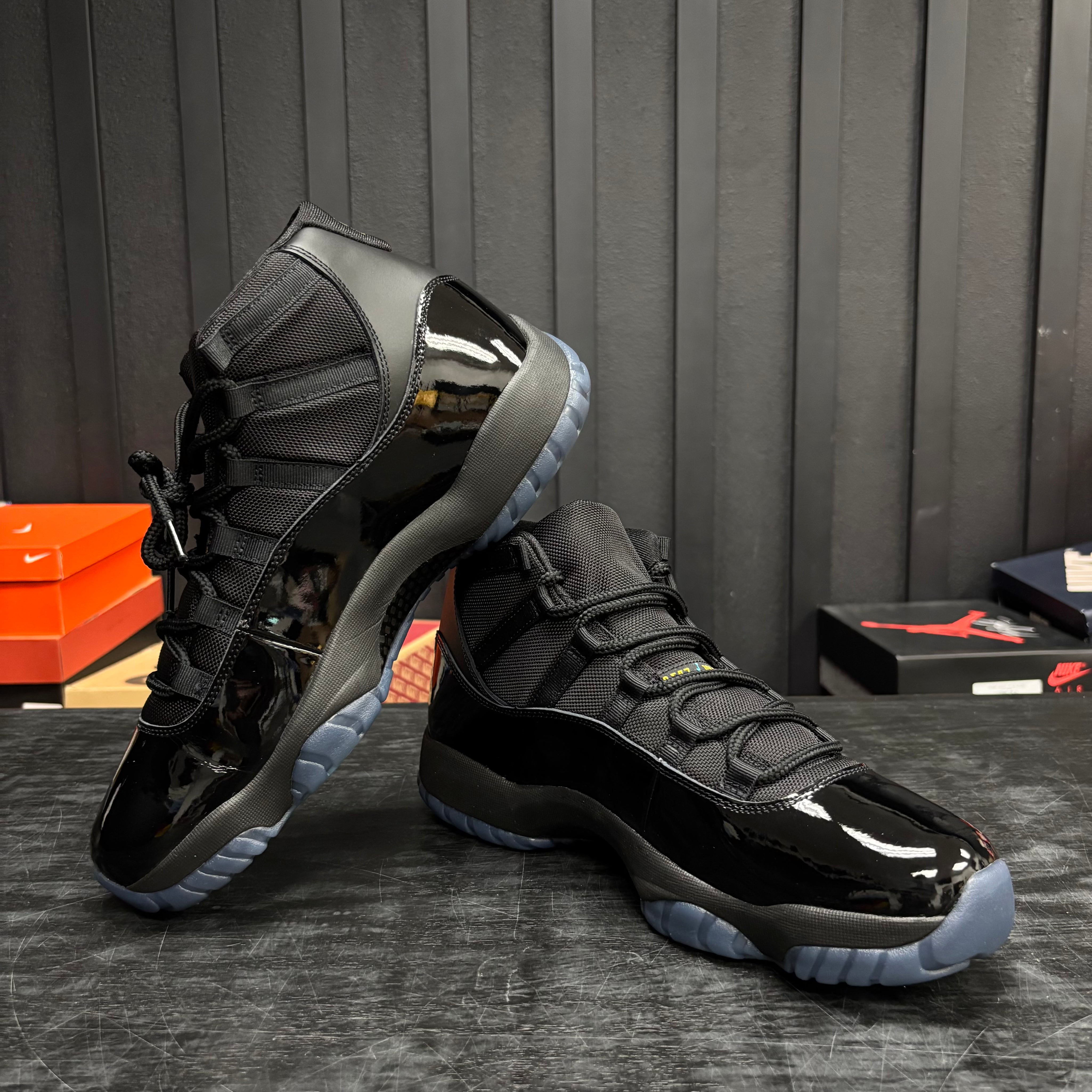 Jordan 11 Retro Gamma Blue (2025) - Used - 4676