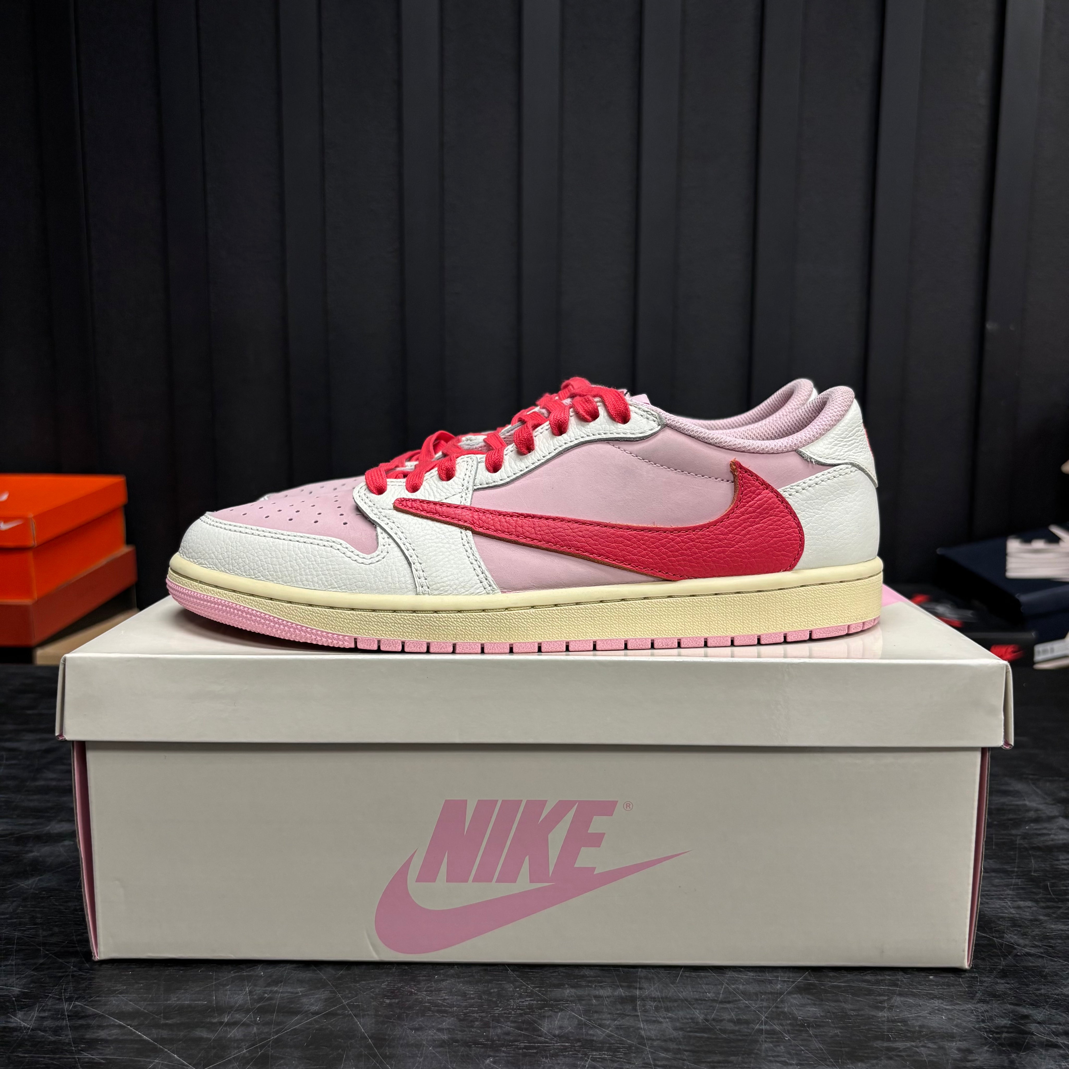 Jordan 1 Retro Low OG SP Travis Scott Sail Tropical Pink - Used - 4674