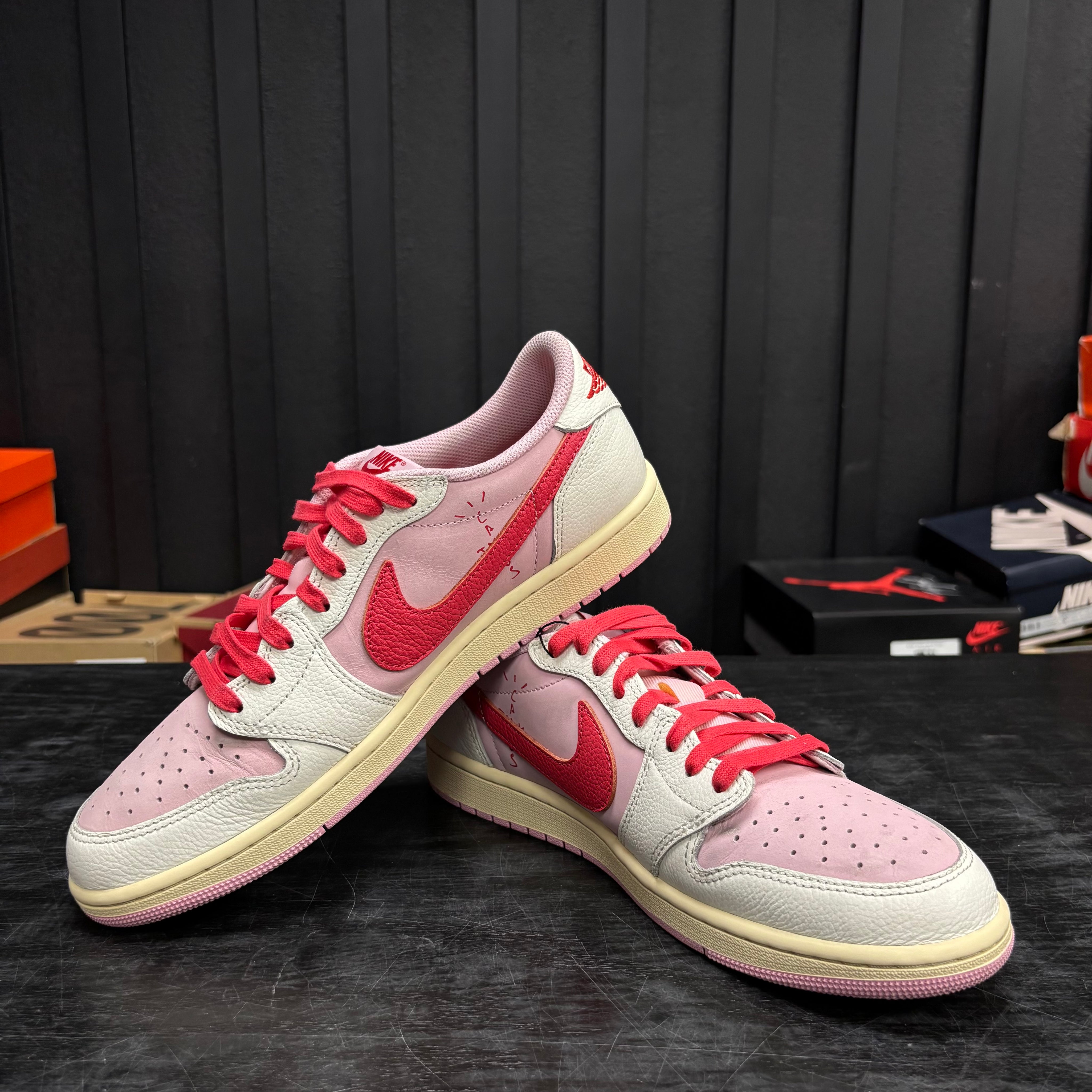 Jordan 1 Retro Low OG SP Travis Scott Sail Tropical Pink - Used - 4674