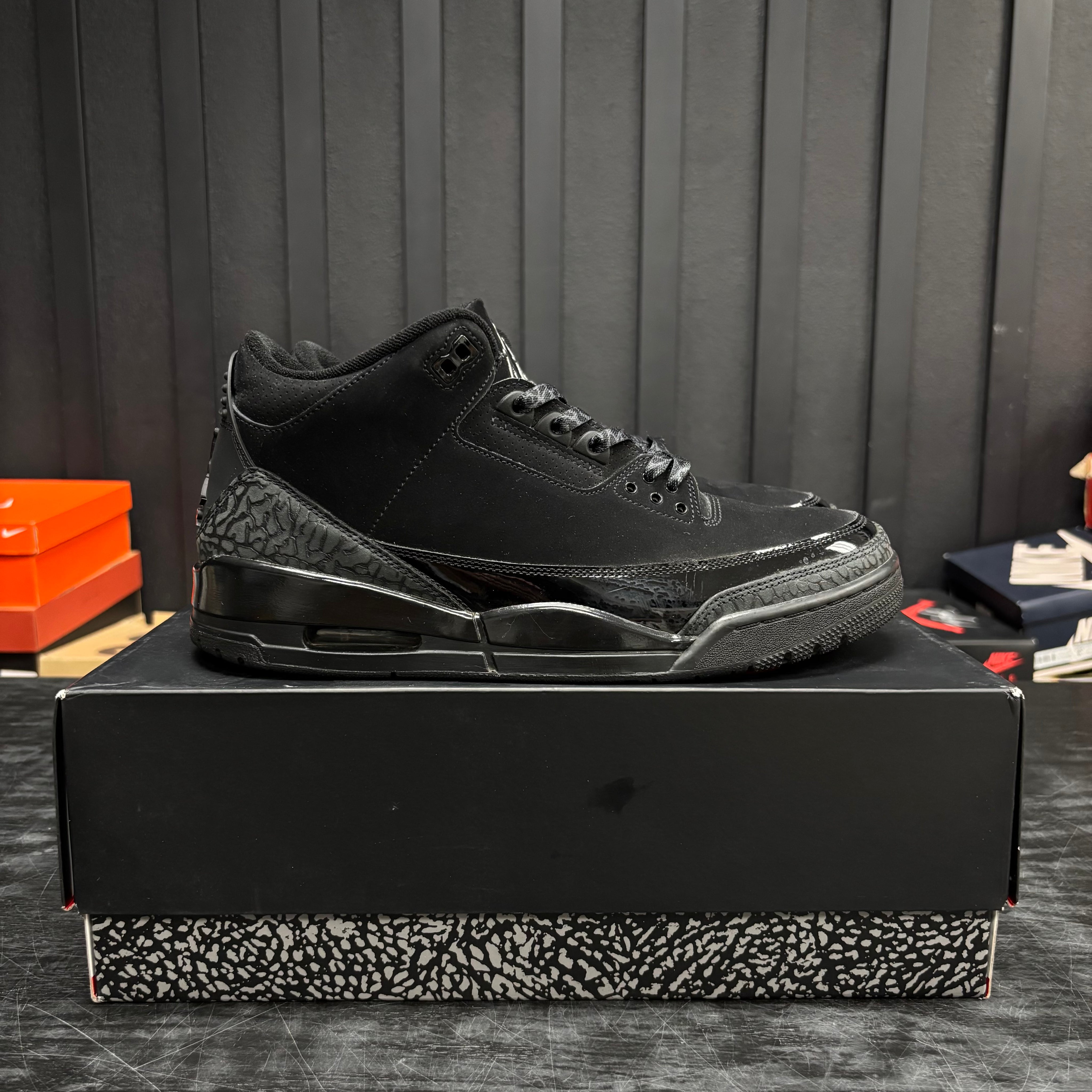 Jordan 3 Retro Black Cat (2025) - Used - 4690