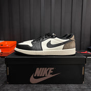 Jordan 1 Retro Low OG Mocha - Used - 4698