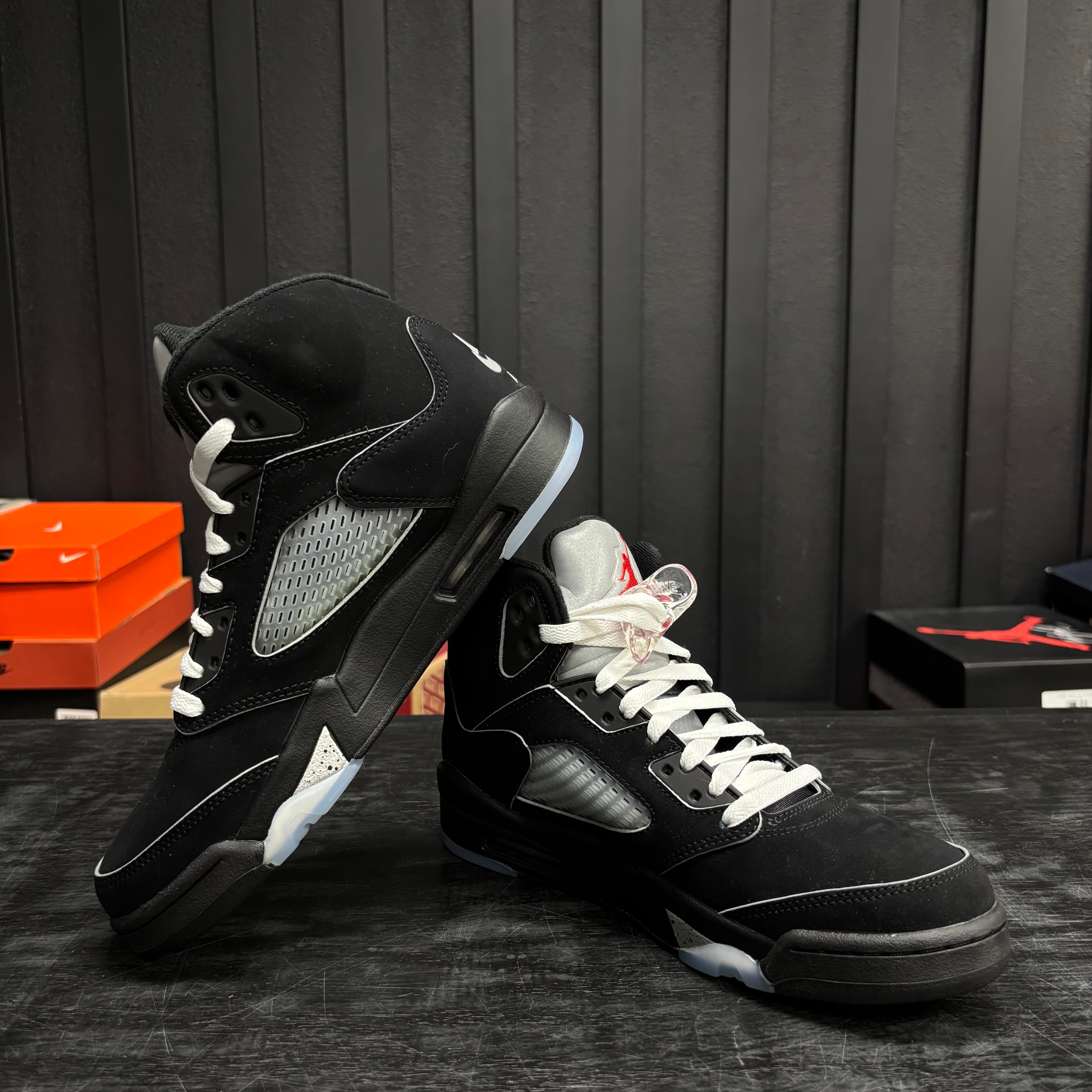 Jordan 5 Retro OG Black Metallic Reimagined - Used - 4673