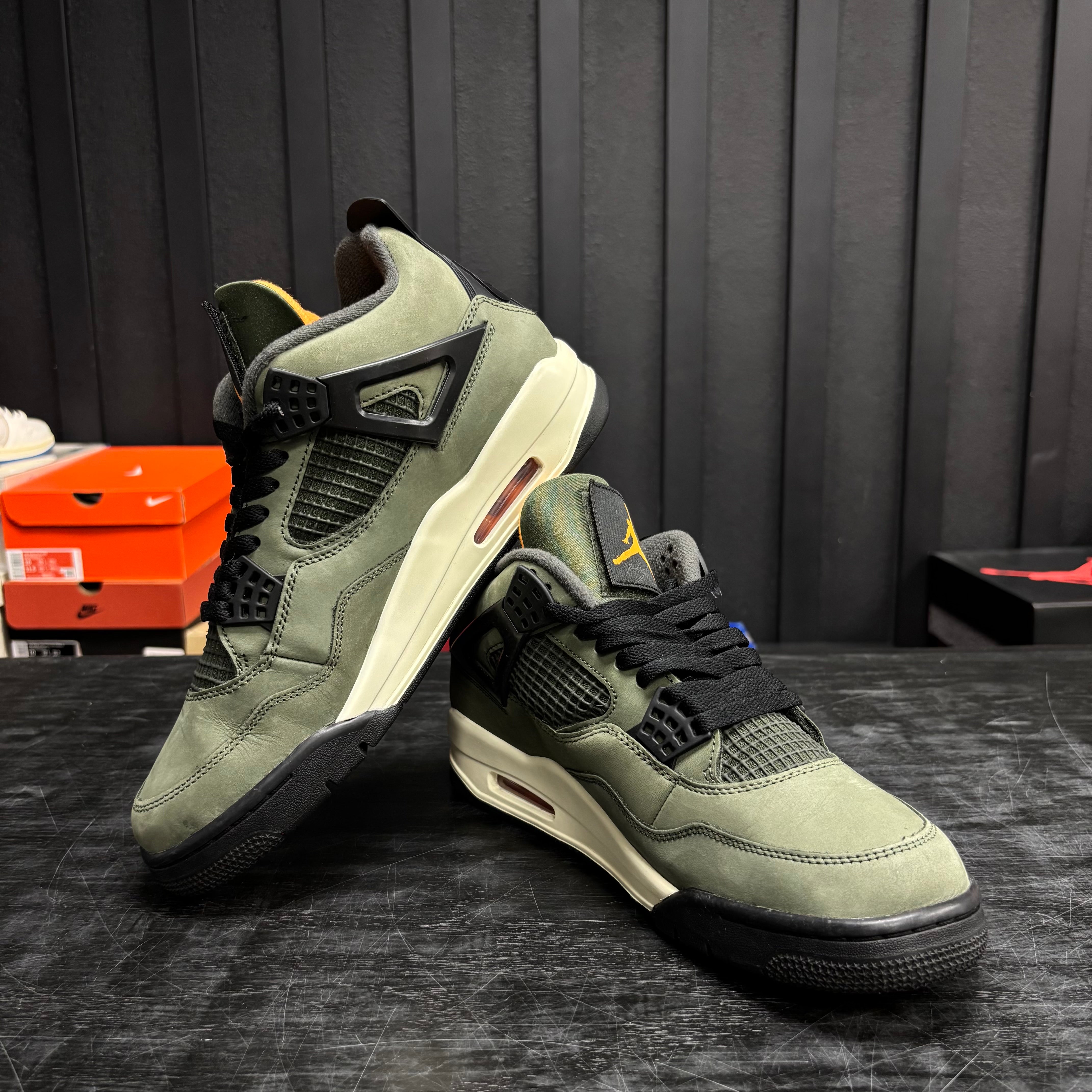 Jordan 4 Retro OG SP Undefeated (2025) - Used - 4700