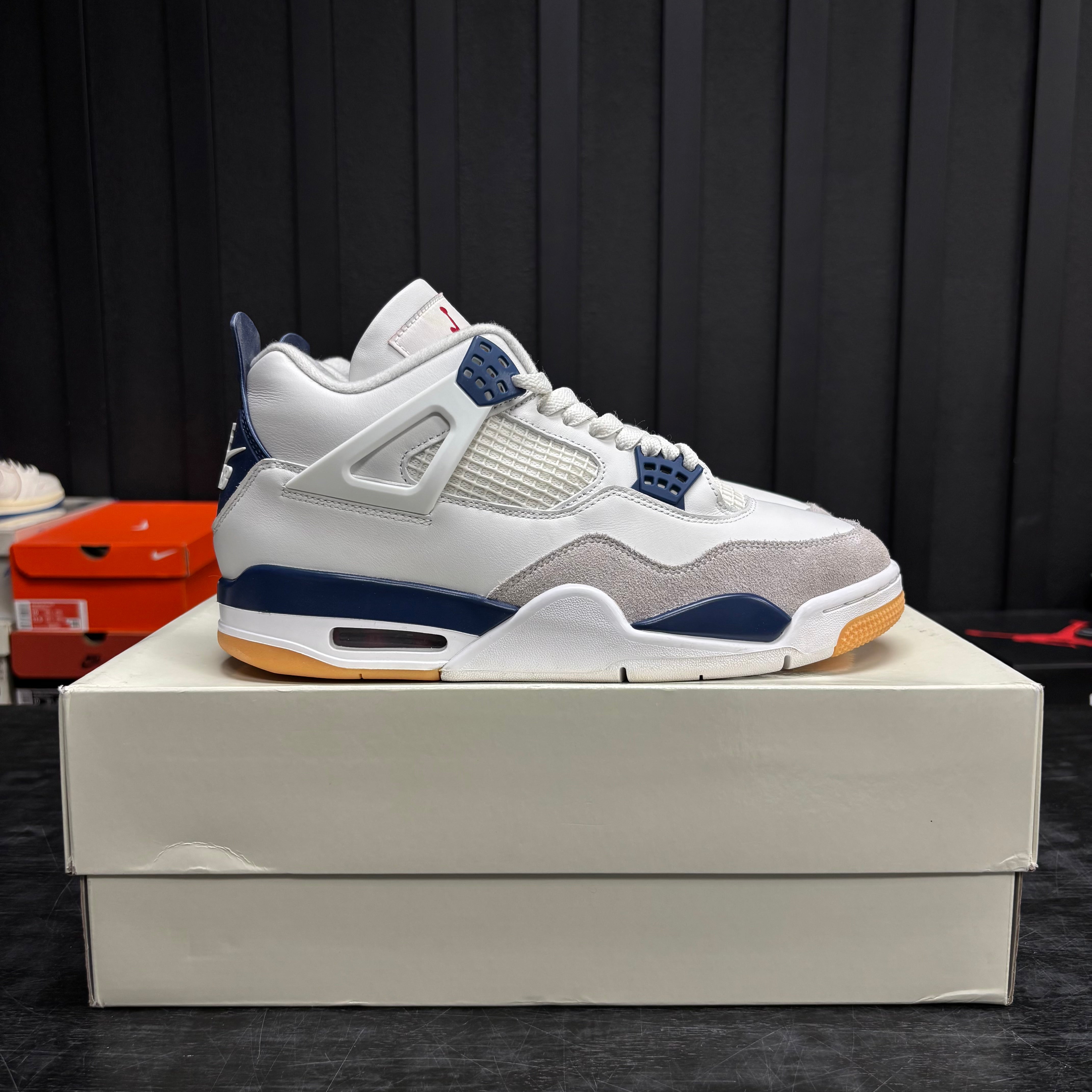 Jordan 4 Retro SB Navy - Used - 4699