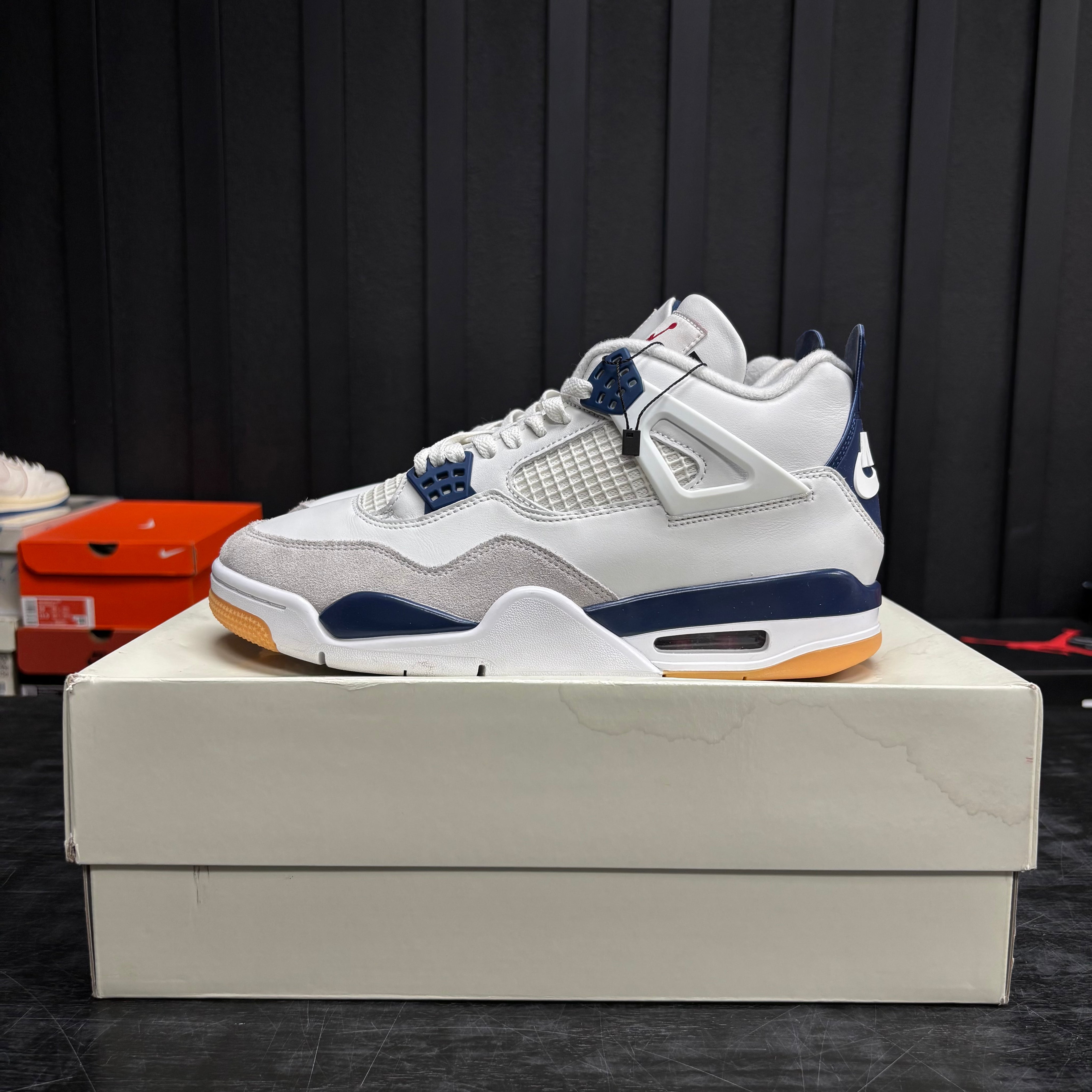 Jordan 4 Retro SB Navy - Used - 4699