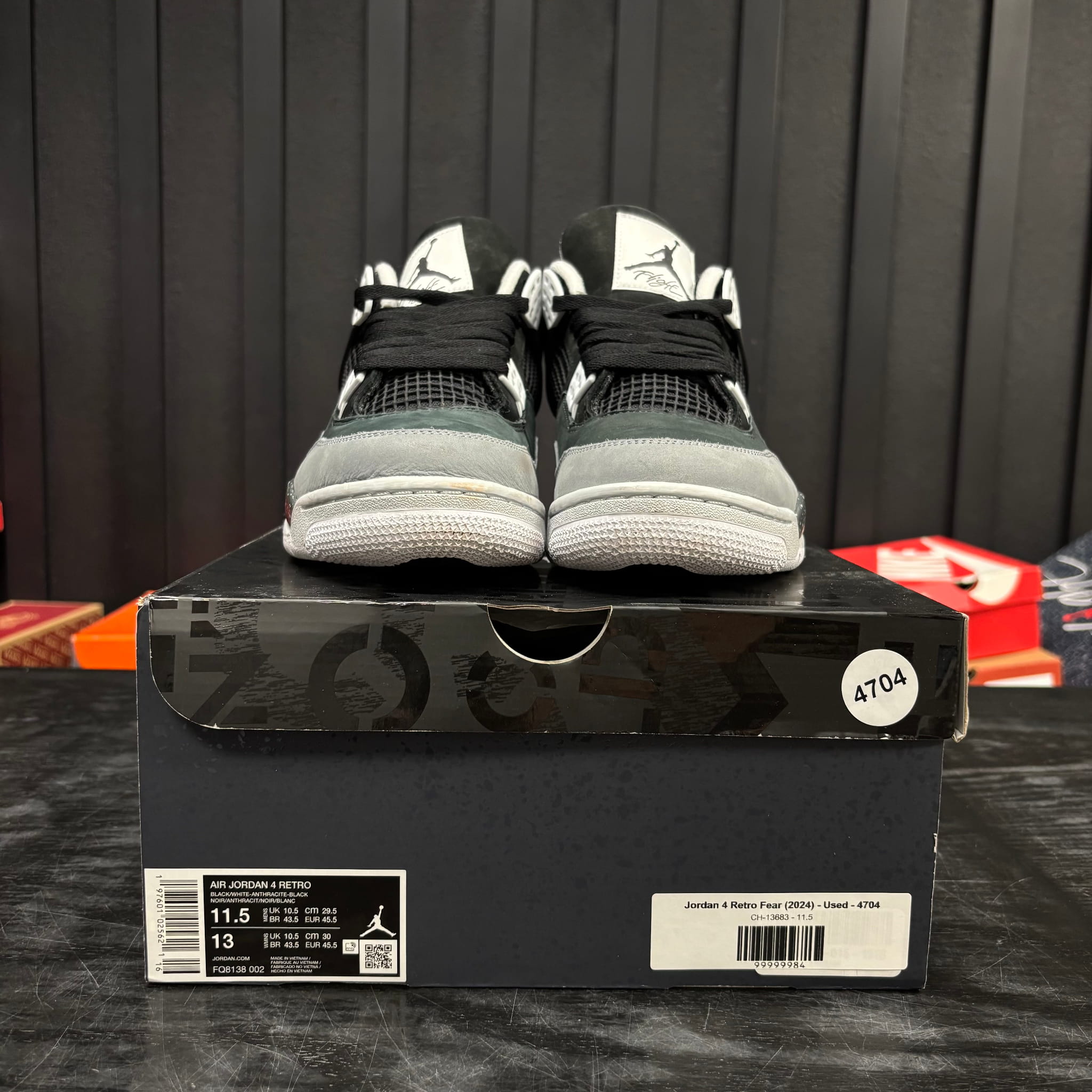 Jordan 4 Retro Fear (2024) - Used - 4704
