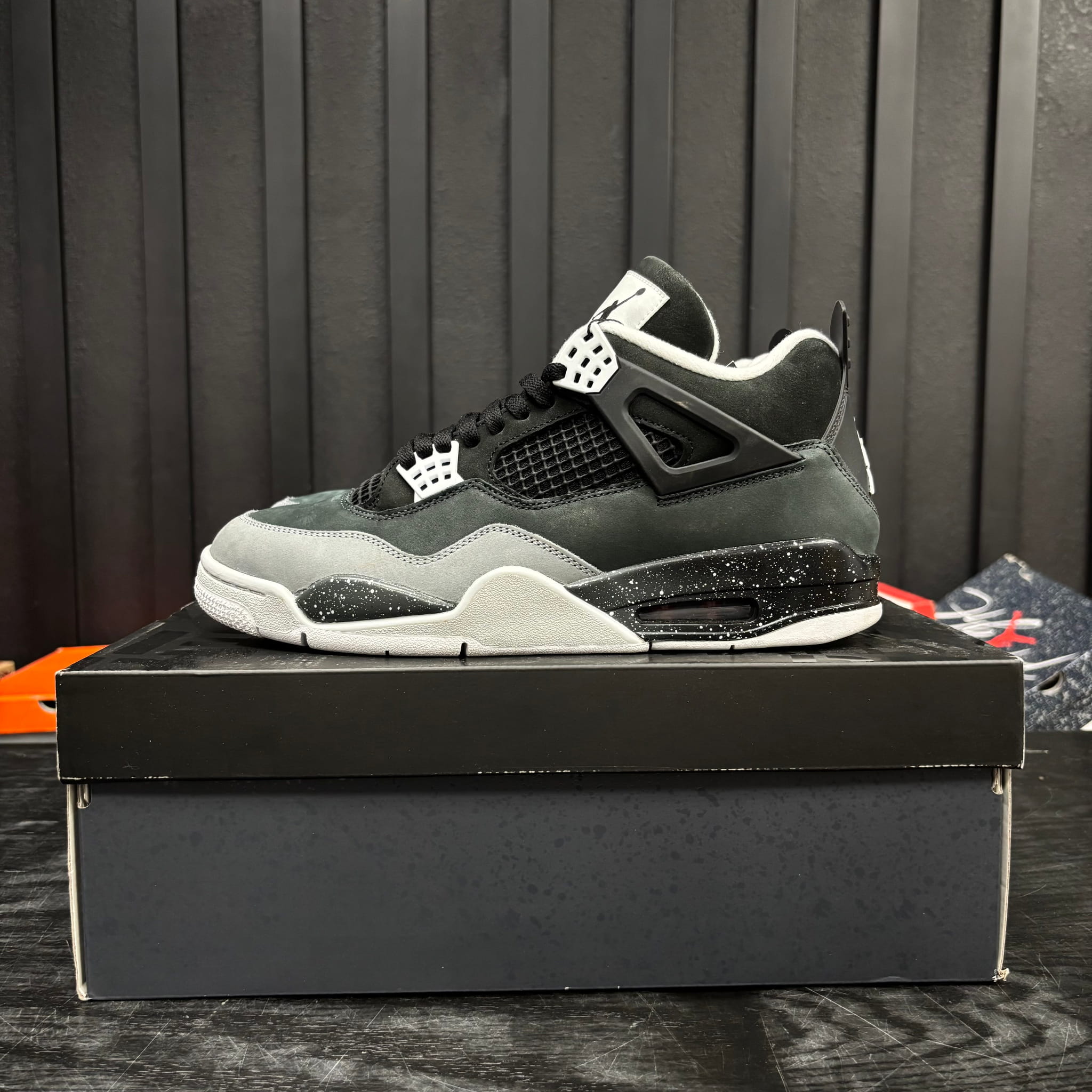 Jordan 4 Retro Fear (2024) - Used - 4704