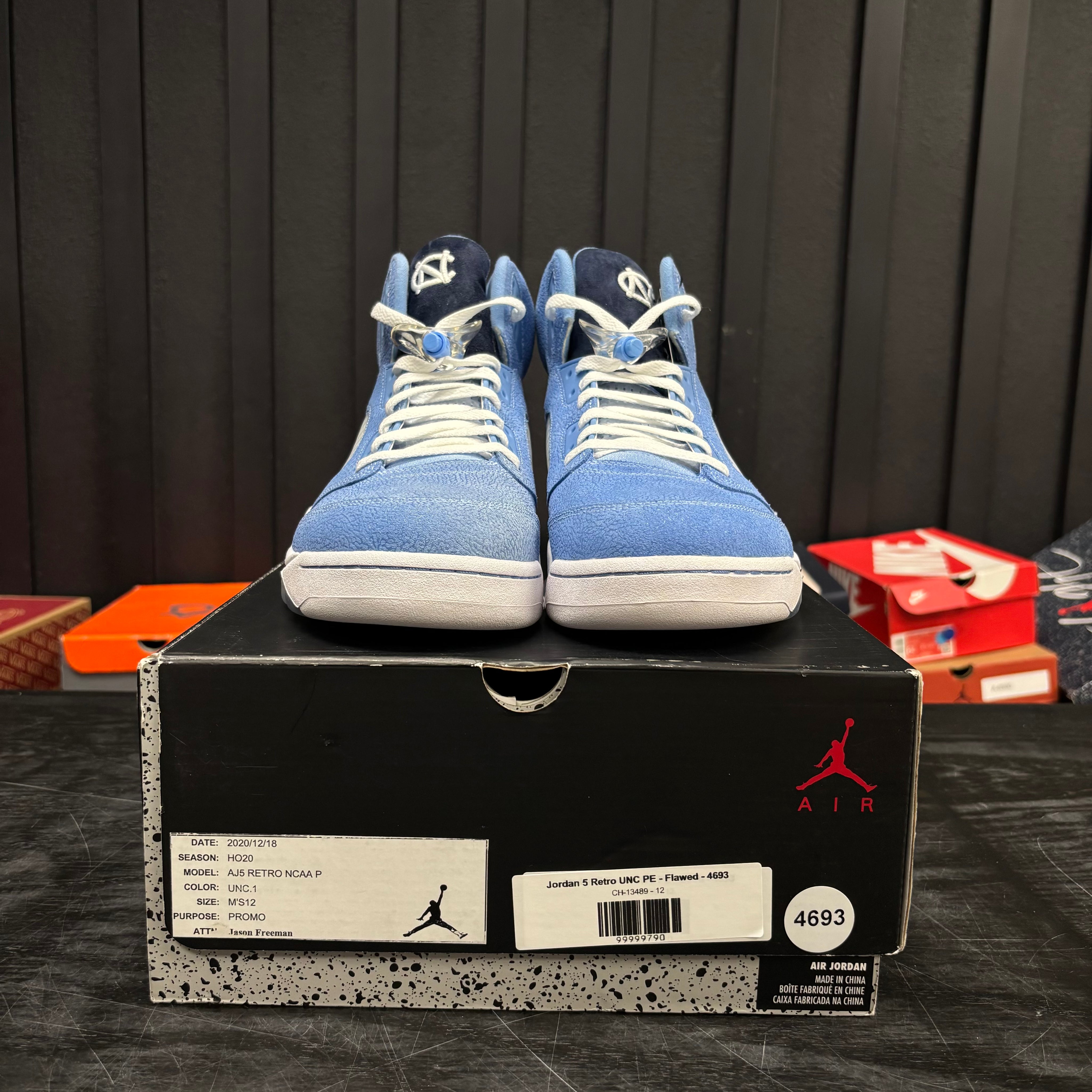 Jordan 5 Retro UNC PE - Flawed - 4693