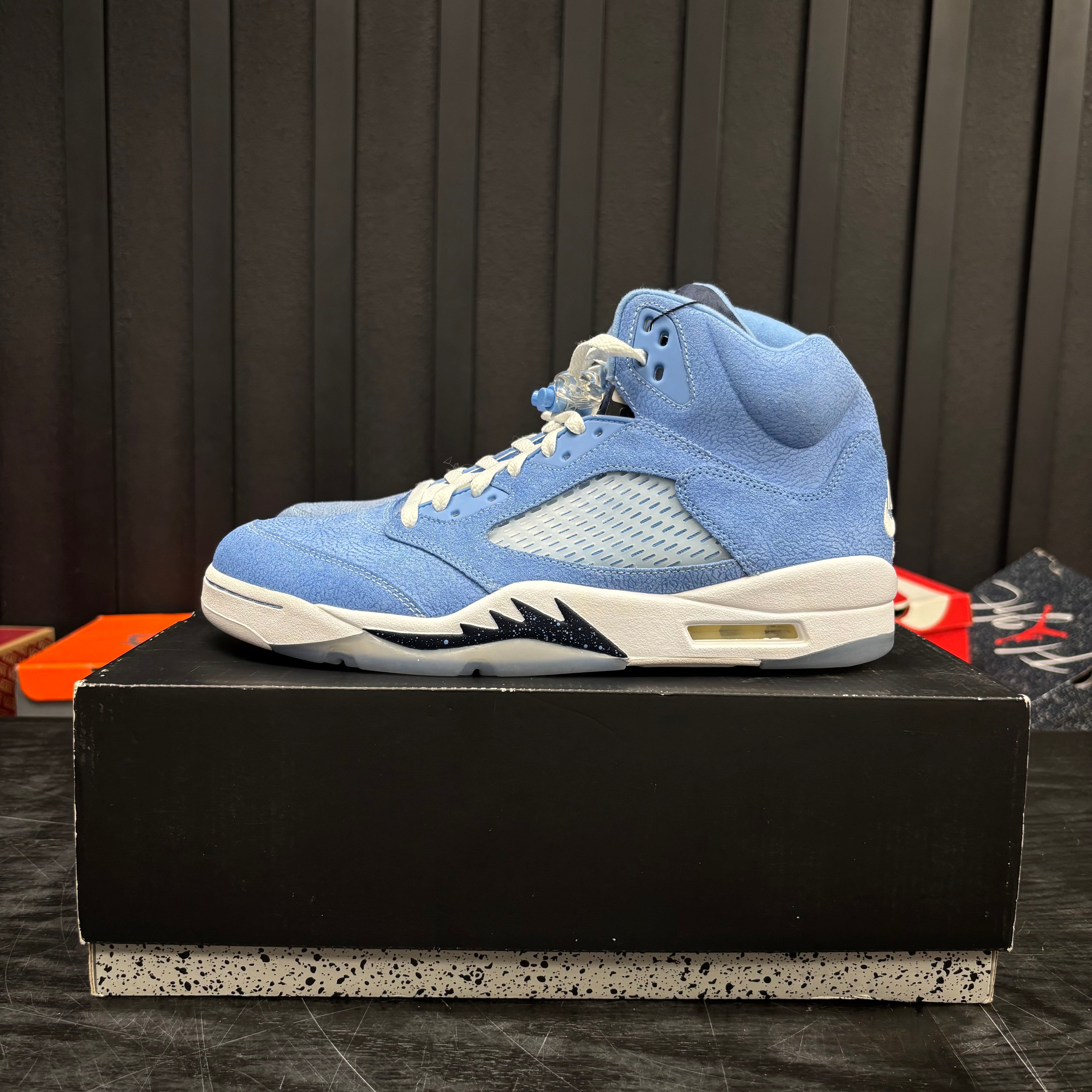 Jordan 5 Retro UNC PE - Flawed - 4693