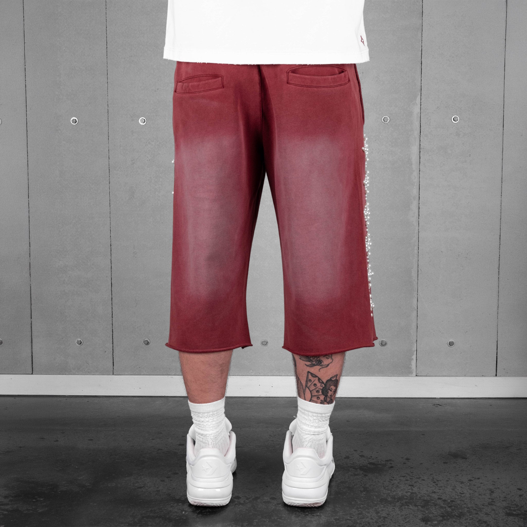 Commons Pearled Star Sweatshort Burgundy