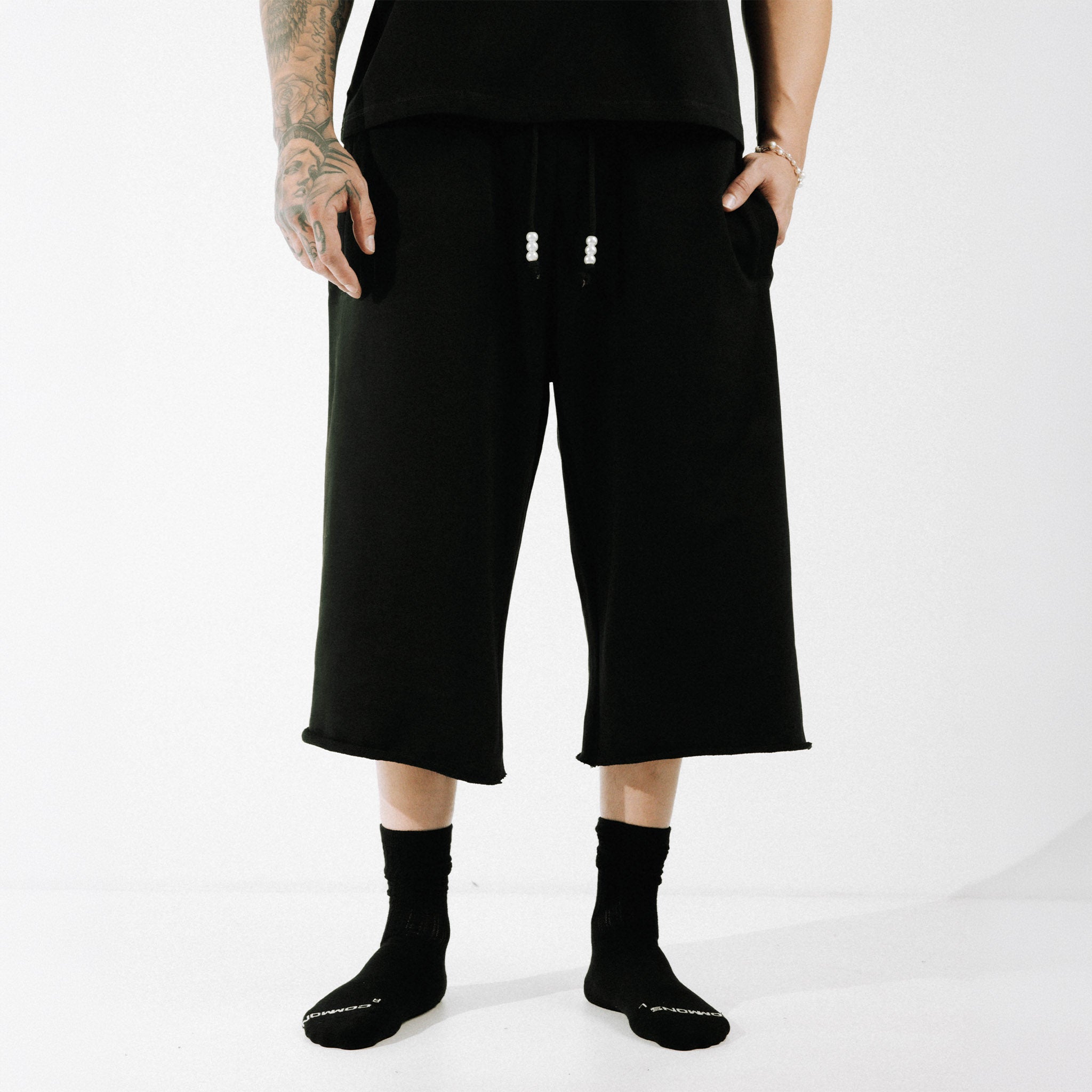 Commons Pearled Sweatshort Vintage Black - Common Hype