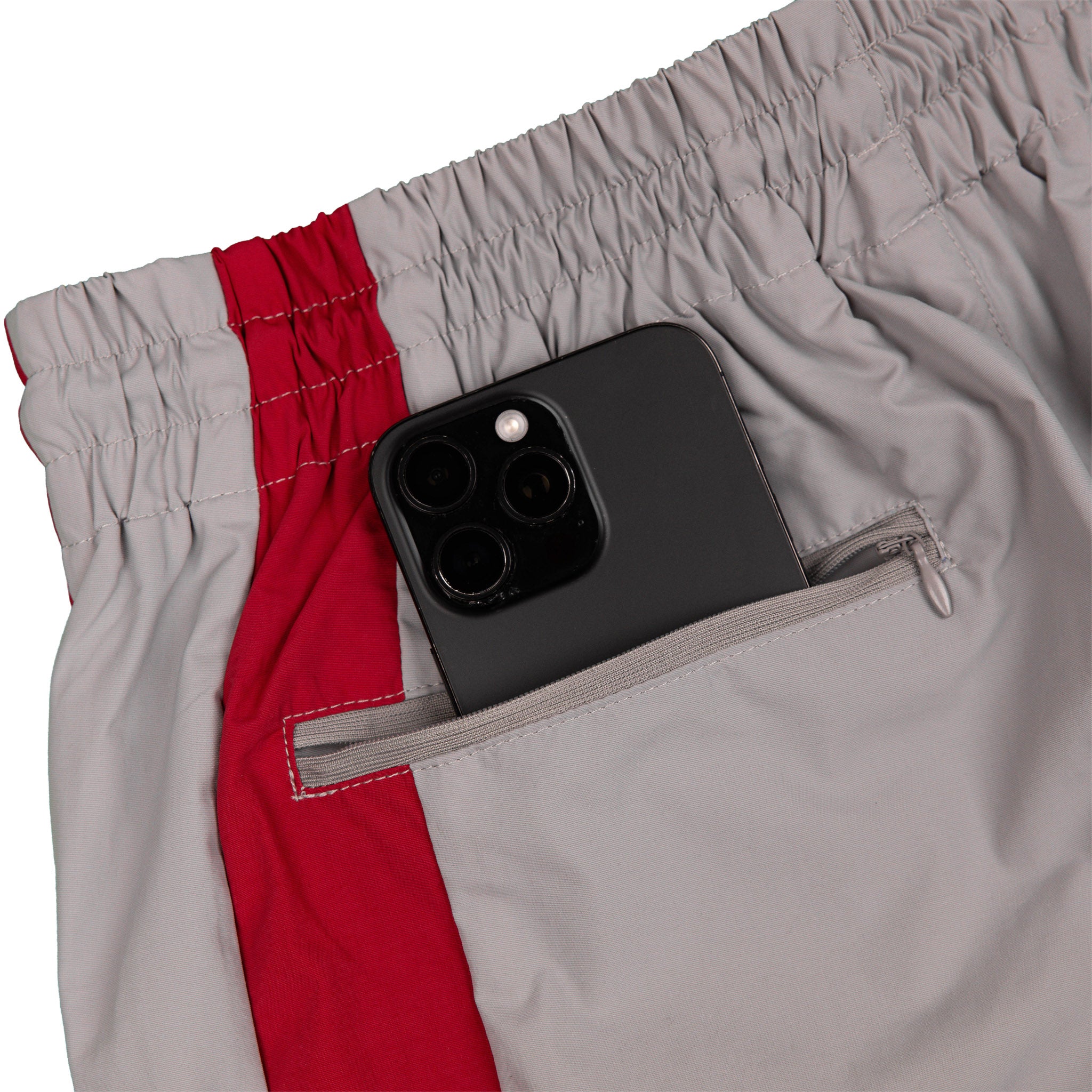 Common Hype 3/4 Nylon Short Grey/Red