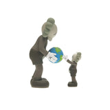 KAWS THE PROMISE Vinylfigur Braun 