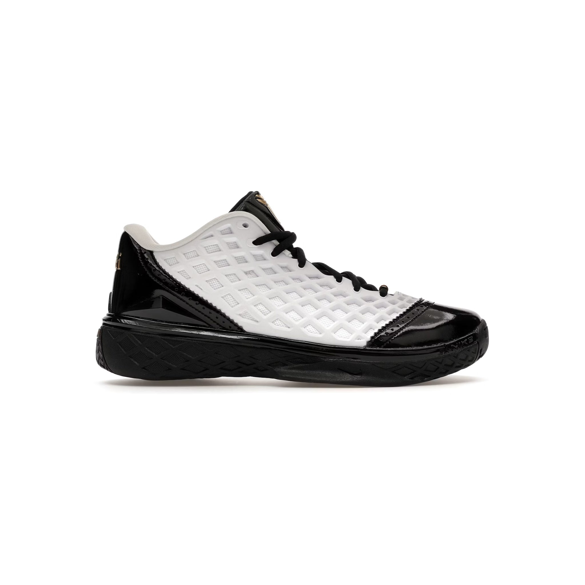 nikekobe3_6eedaa8b-951c-4e38-a0aa-6fac90f5f374.jpg