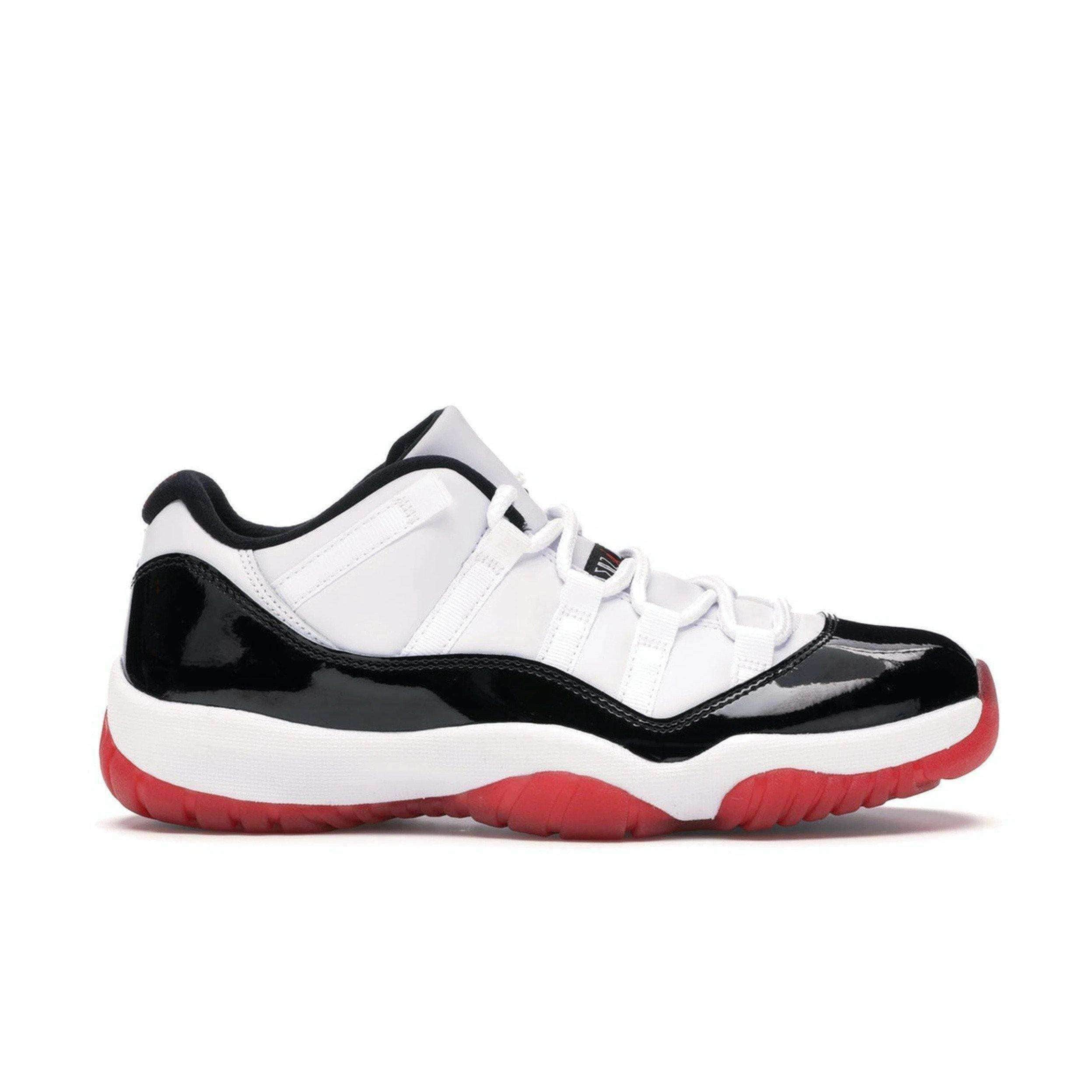 Jordan 11 Retro Low Concord Bred